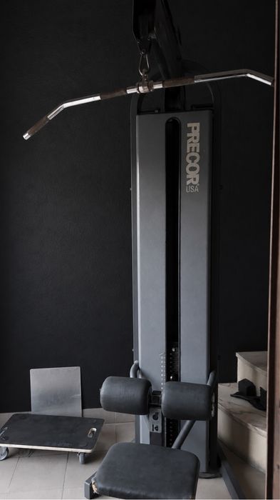Lat pull down precor Usa