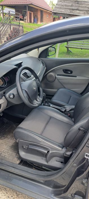 Продам авто Renault Megane 2011