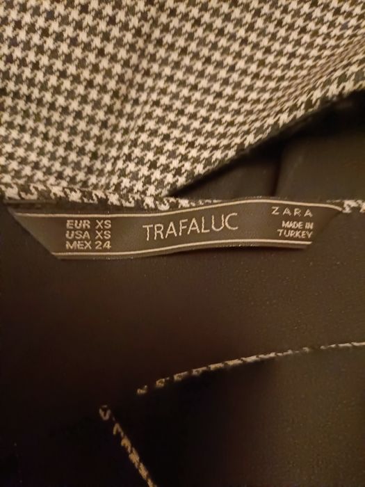 Vestido xadrez curto Zara