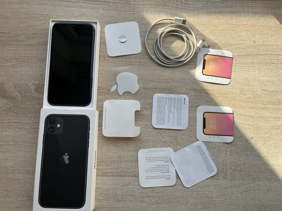 iPhone 11, czarny 64gb