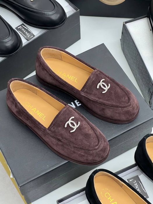 Лофери нові Chanel