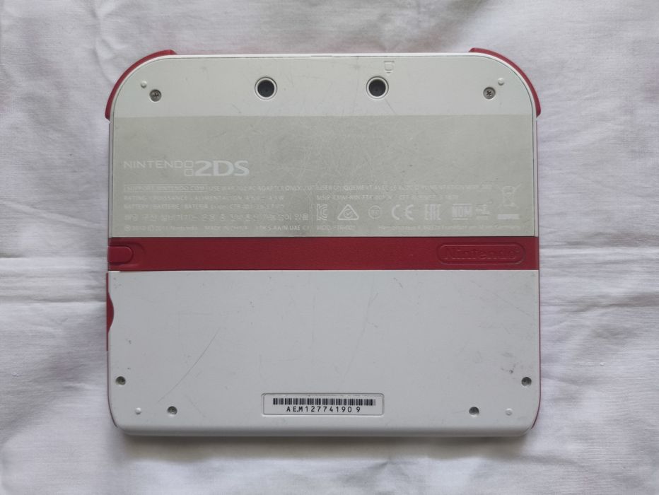 Nintendo 2DS (Desbloqueada)