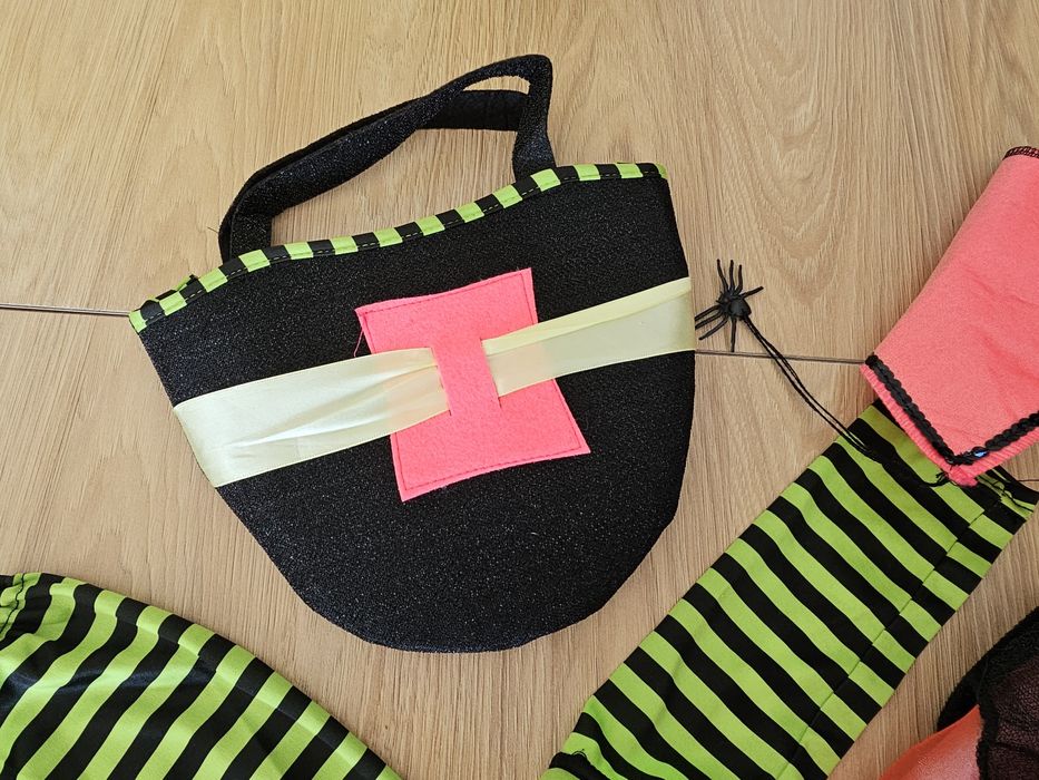 Strój na Halloween Wiedźma 4-6 lat