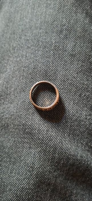 Bejuteria O anel não é ouro