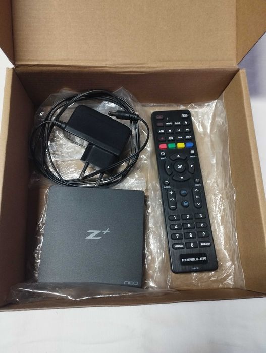 Box Formuler Z+NEO - Android 4K como nova, pouco uso