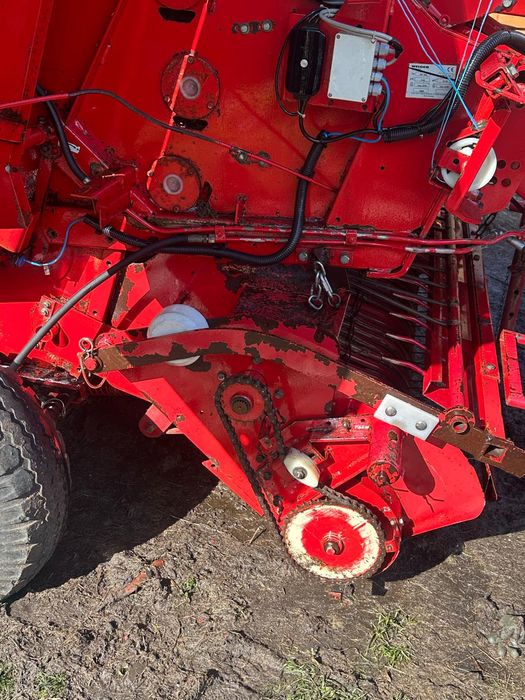 Enfardadeira de rolos