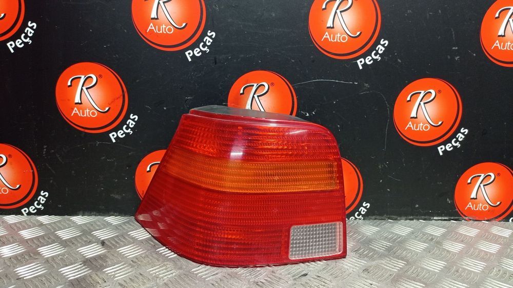 Friso Farolim Stop Esq Volkswagen Golf Iv (1J1)