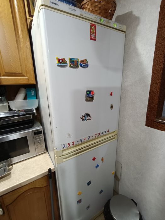 Холодильник Siemens