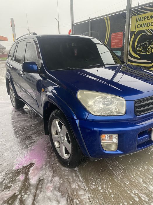 Toyota rav 4 2.0 бензин 2000 рік випуску