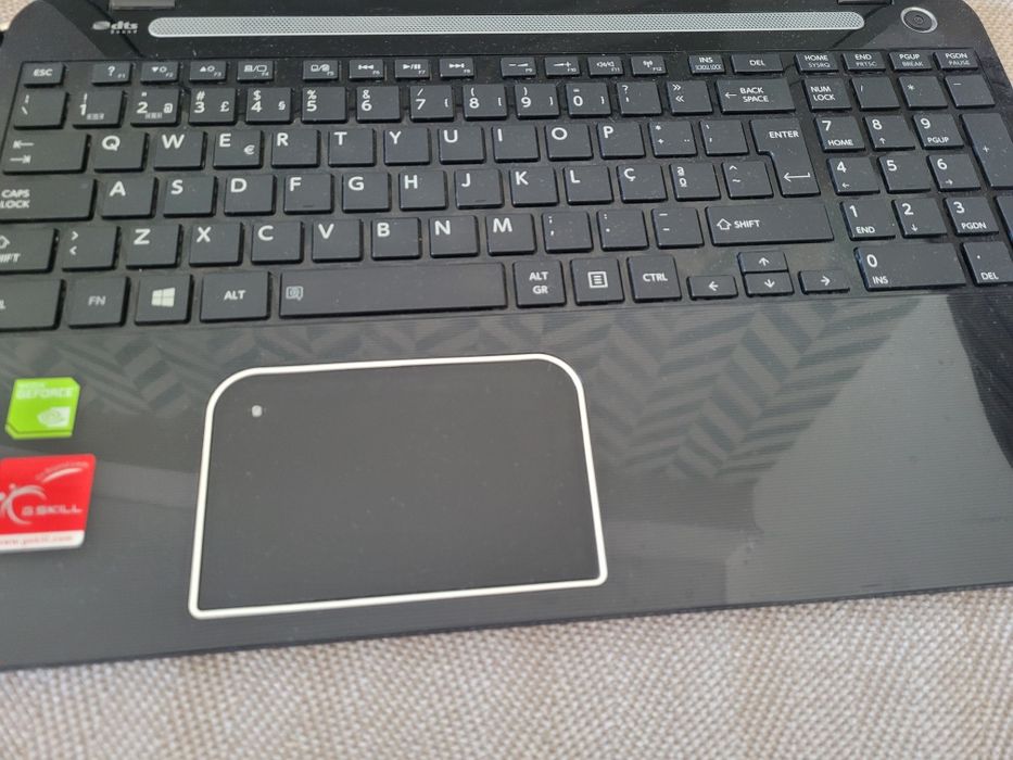 Toshiba Satellite L50-A-1CU Laptop - 15.6"64740117320450121