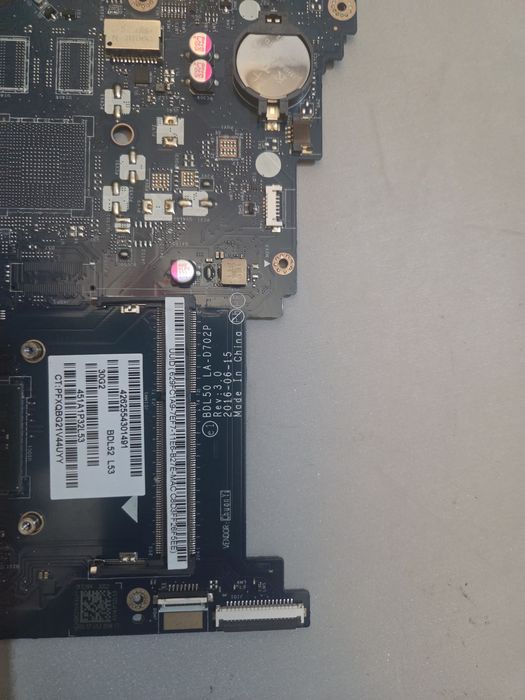Sprzedam uszkodzoną płytę główną  do laptopa HP 250