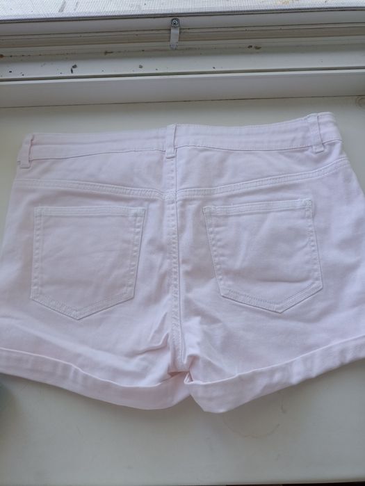 Шорты джинс белые 26 размер