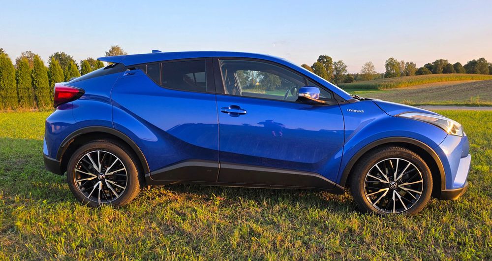 Toyota CHR C-HR 1.8 Hybrid 122KM 2017r Sport Selection Zarejestrowany