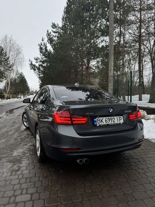 BMW 3 серії f30 328i