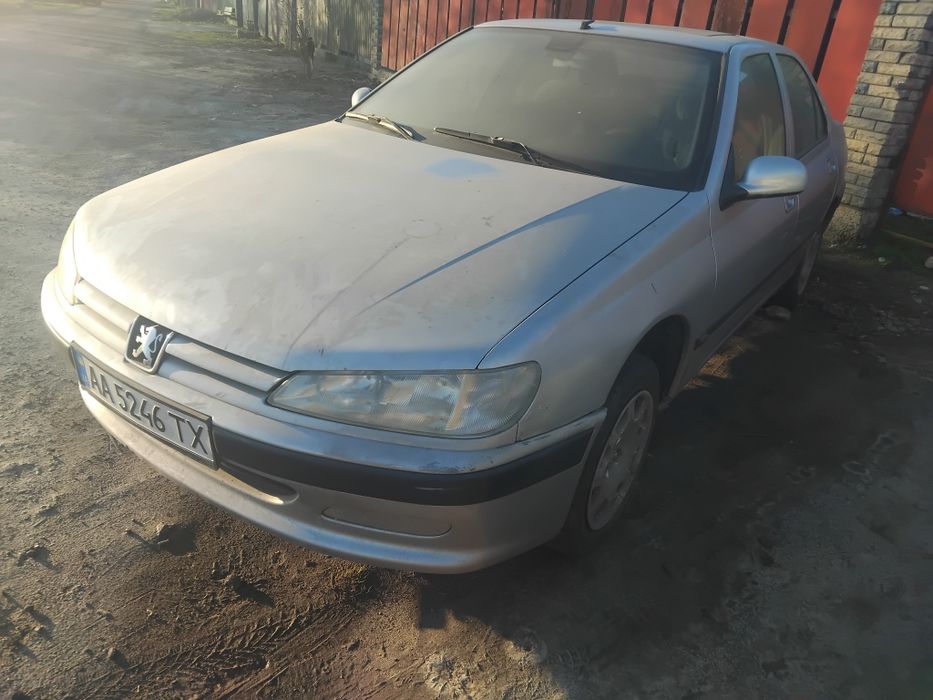 Пежо 406 1.8 бенз. Не на ходу.
