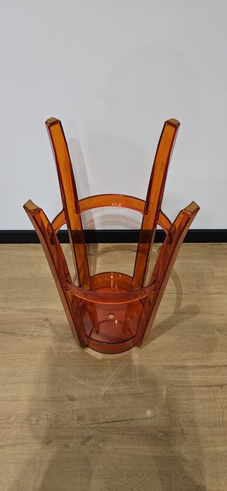 Hoker,stołek barowy Charles Ghost Kartell  bursztynowy
