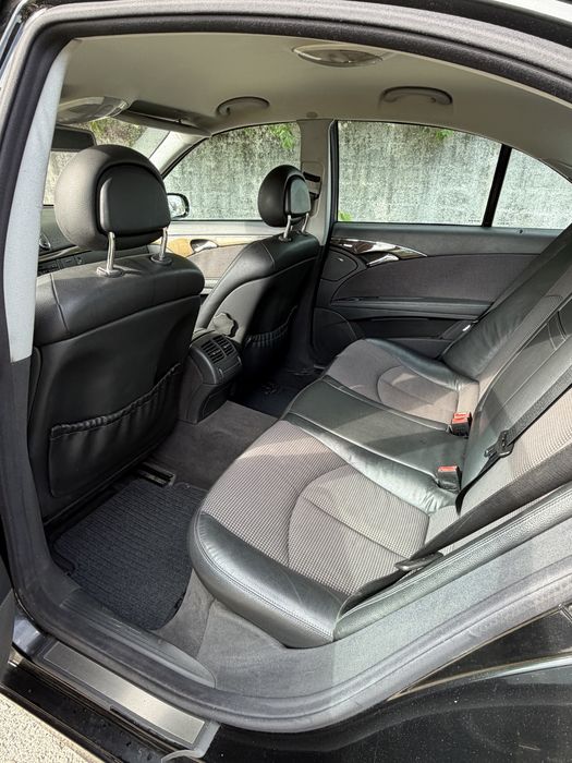 Mercedes-benz E220 cdi