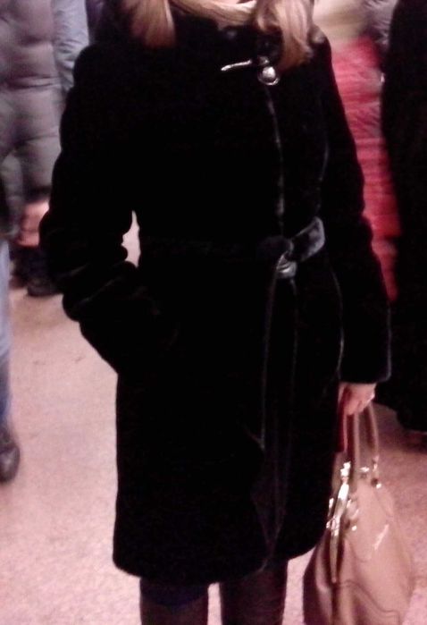 Женская тёплая шуба