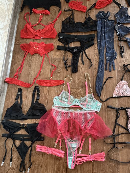 Еротична білизна белье ліф труси панчохи пояс гартери перчатки
