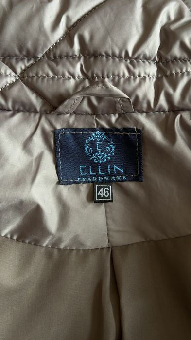 Куртка стьобана весняна