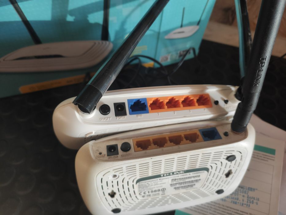 2 роутера TP-LINK б.у