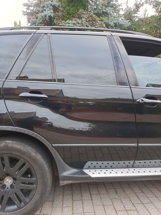 Drzwi prawy tył tylne BMW X5 E53 Lift Black Sapphire 475
