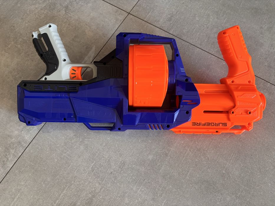 Pistolet Nerf Surgefire