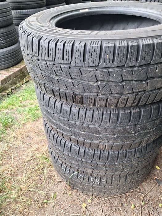 Opony 215x65 R16C