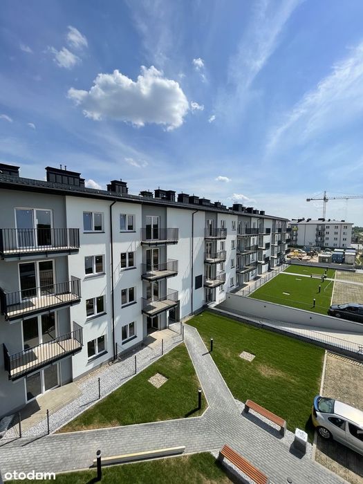 ! Enklawa ! D2 II etap 3 pokoje !