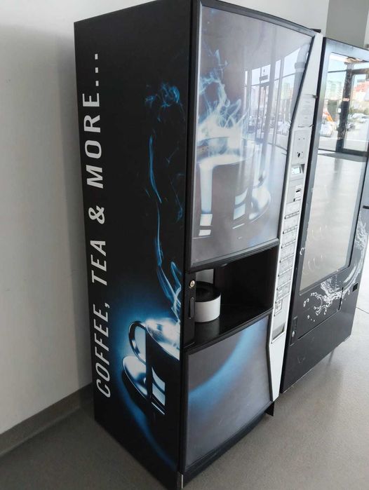 Automat Kawomat Vendingowy Vending Sprzedający Do Kawy Gorące Napoje