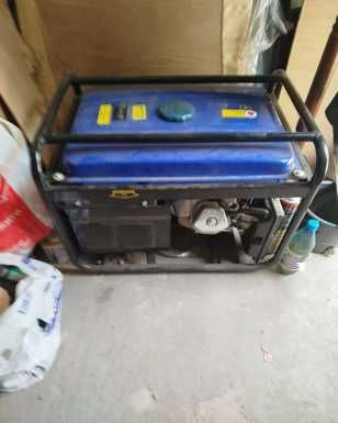 продается генератор