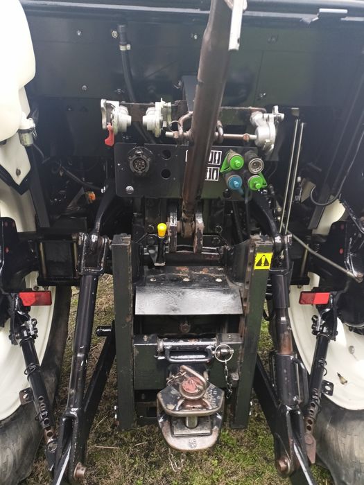 Sprzedam ciągnik New Holland