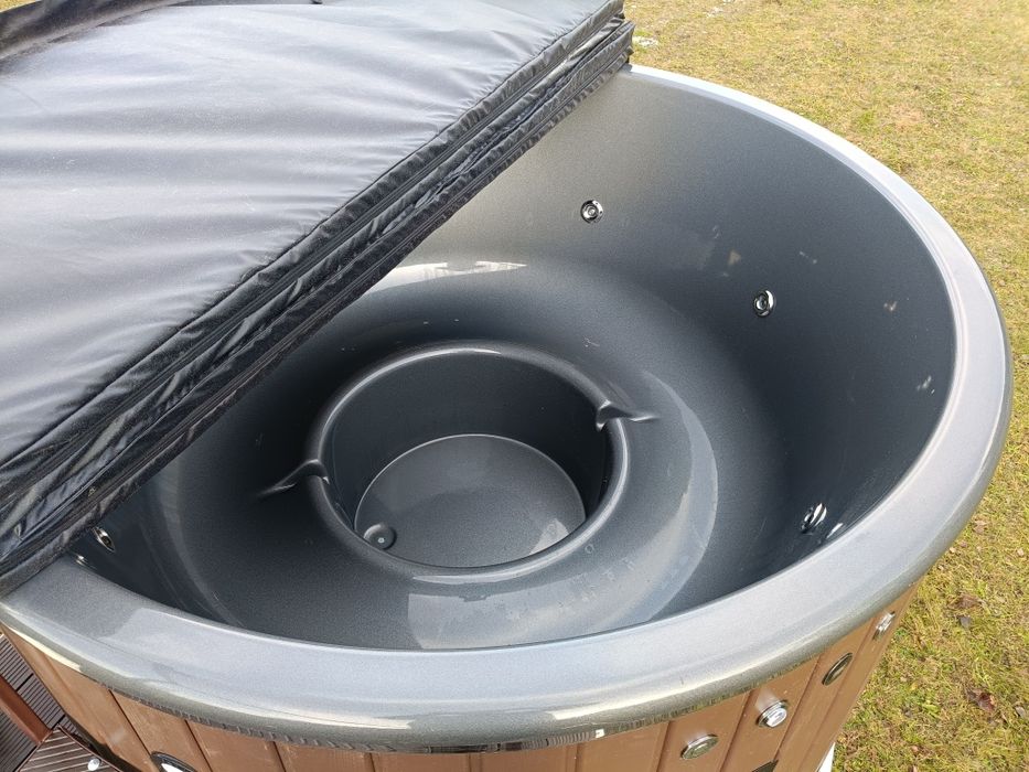 Wynajem Mobilna Balia Bania Jacuzzi na przyczepie