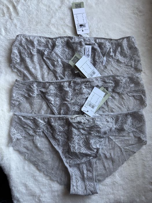 Koronkowe figi intimissimi L