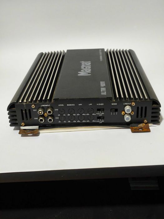 Amplificador Car Audio Magnat Ultra 4000 (1000W / 4 Canais)