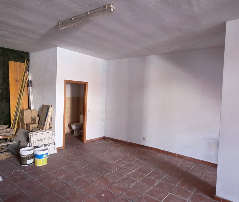 Vendo armazém / garagem