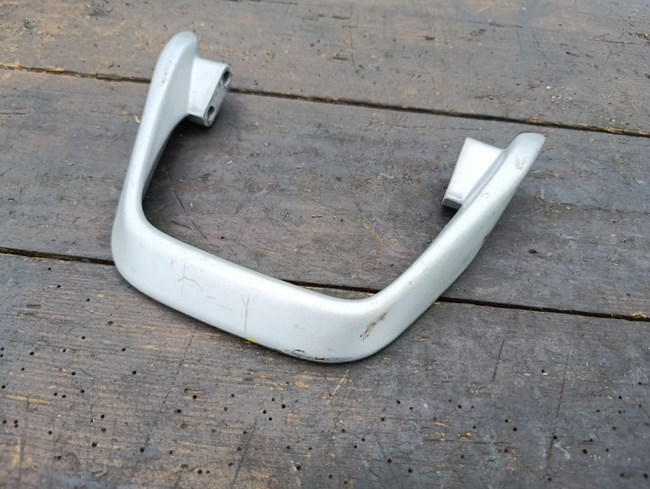 Tylny uchwyt pasażera Honda CBR 125 jc34 rączka