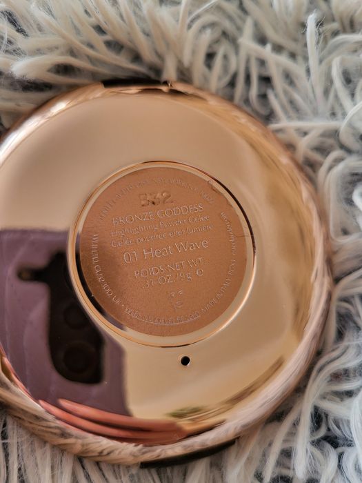 Rozświetlacz Estee Lauder Bronze Goddess