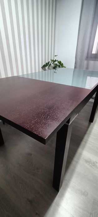 Mesa de jantar extensível