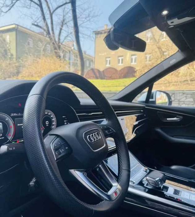 Audi Q7 45TDI  2021