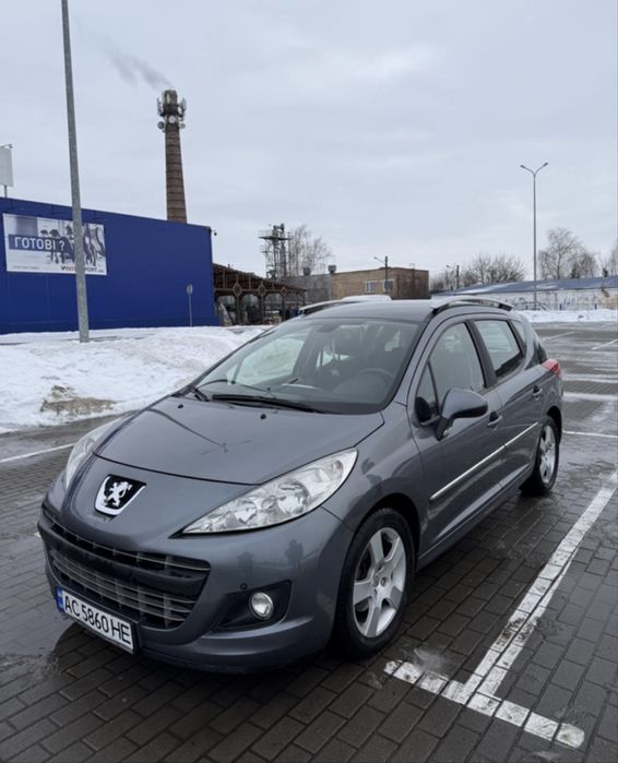 Продам економний та надійний Peugeot 207 SW 2011 року випуску.