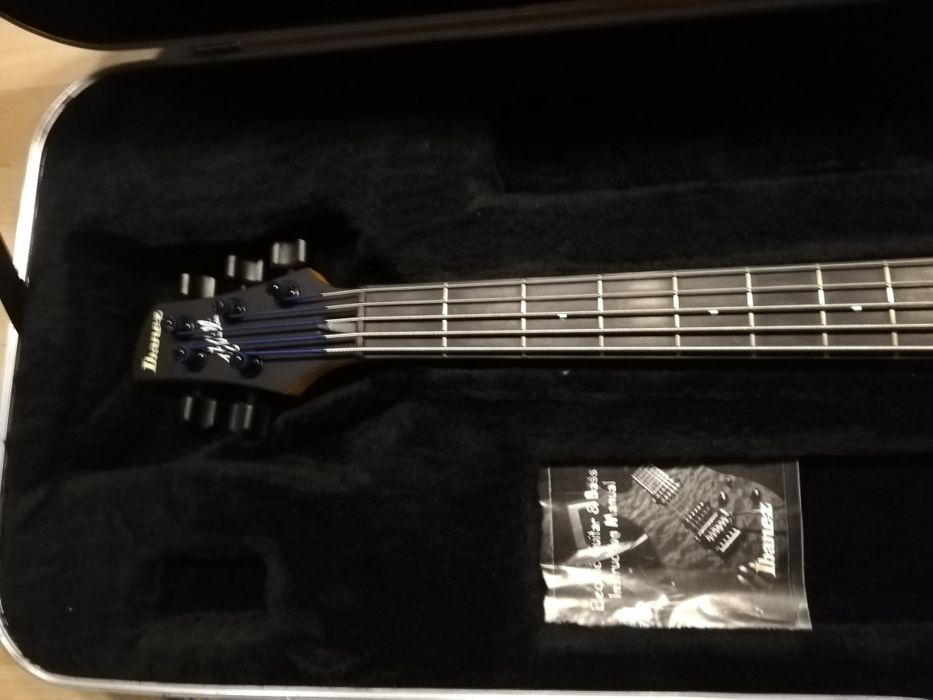 Baixo Ibanez GWB1 (Gary Willis Signature) 
Ano
2000