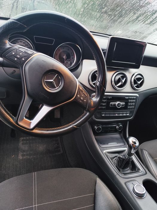Mercedes CLA 200