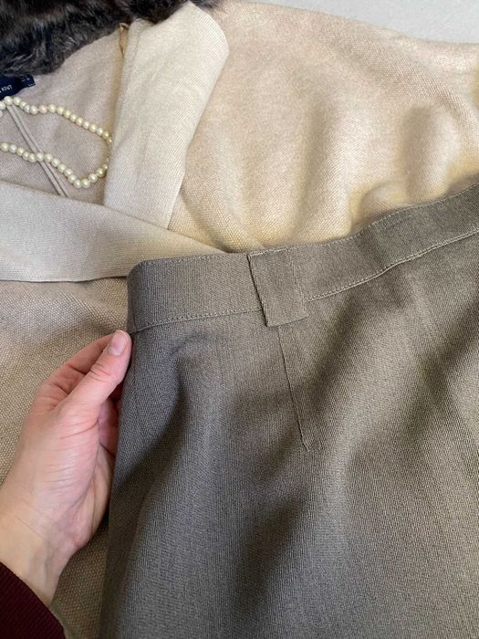 Vintydżowa elegancka spódnica 42% wełna Capsule wardrobe do pracy