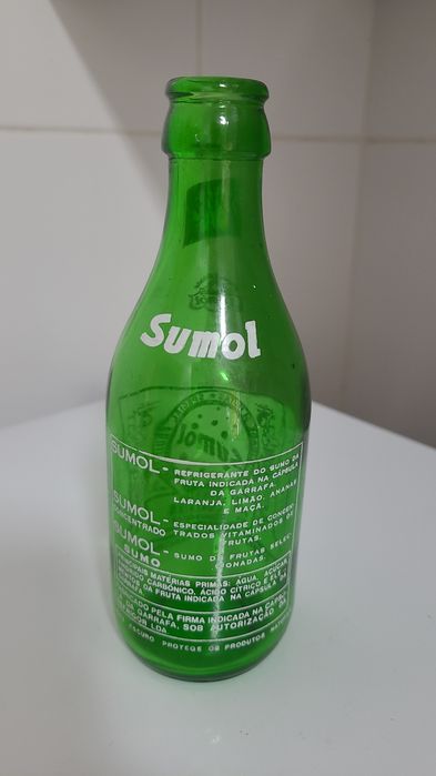 Antiga garrafa pirogravada de Sumol