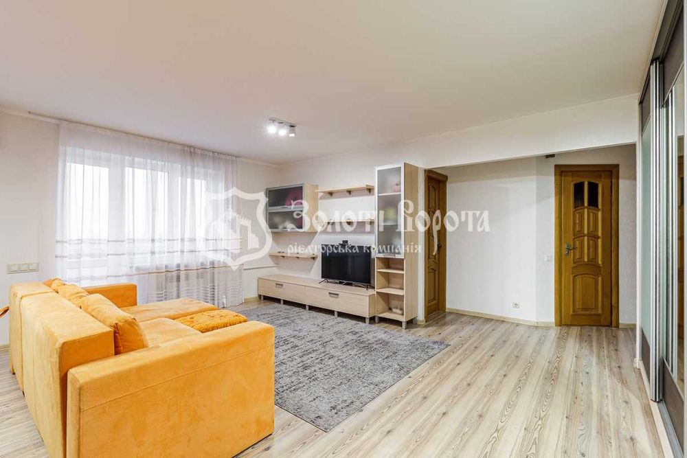 Квартира, 3к. Дизайнерський ремонт. Ідзиковських, 25, Чоколівка