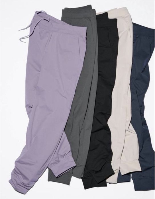 (S, M) тонкі еластичні джогери uniqlo ultra stretch airism joggers