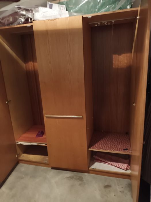 Roupeiro em madeira faia