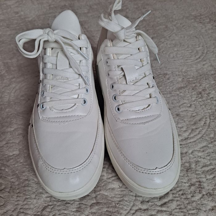 Białe tenisówki damskie Hotsoles London 38