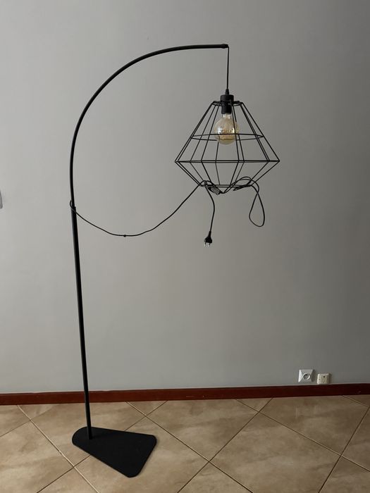 Lampa stojąca retro